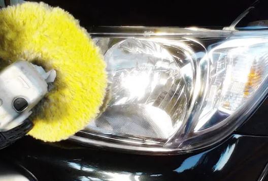 Serviço de polimento de farol na zona leste